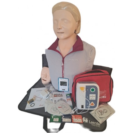 Mannequin Little Anne QCPR avec défibrillateur de formation Mannequin Little Anne QCPR avec défibrillateur de formation