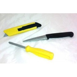 Couteau-Cutter-Tournevis-  Formation PSC1-SST